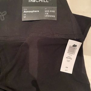 Brand New TNA atmosphere chill leggings